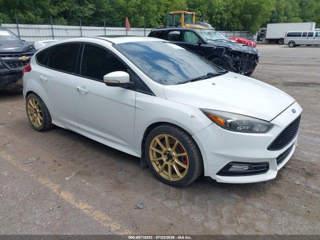 2016 Ford Focus St მანქანა იყიდება აუქციონზე, vin: 1FADP3L92GL278034, აუქციონის ნომერი: 45716202