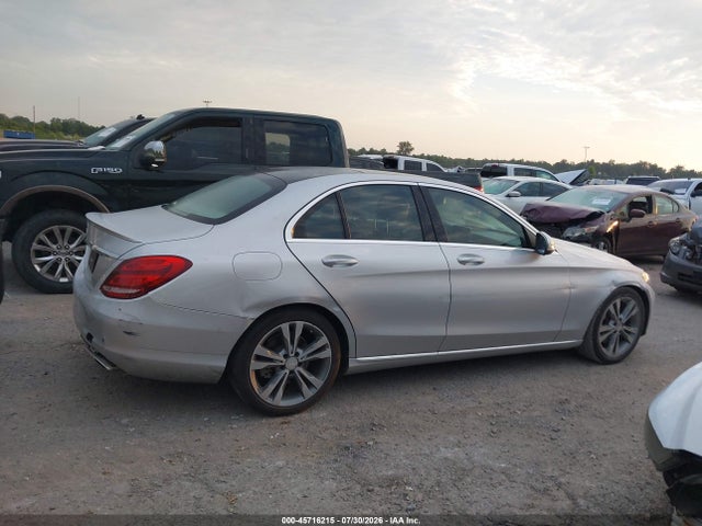 Продаж на аукціоні авто 2016 Mercedes-benz C 300, vin: 55SWF4JB4GU178004, номер лоту: 45716215