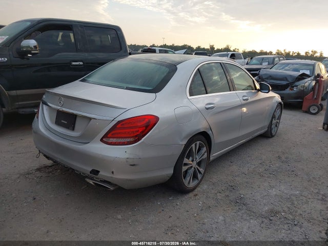 Продаж на аукціоні авто 2016 Mercedes-benz C 300, vin: 55SWF4JB4GU178004, номер лоту: 45716215