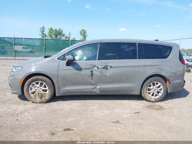 2023 Chrysler Pacifica Touring L მანქანა იყიდება აუქციონზე, vin: 2C4RC1BG9PR605987, აუქციონის ნომერი: 45716253