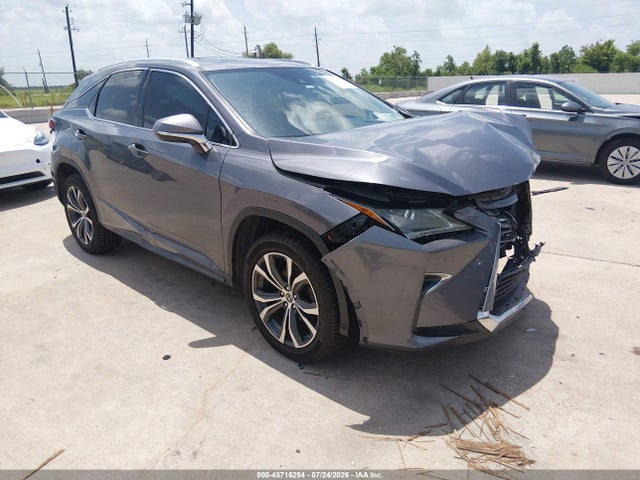 2018 2T2ZZMCA3JC101156 main image
