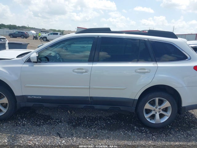 2014 Subaru Outback 2.5i Limited მანქანა იყიდება აუქციონზე, vin: 4S4BRCLC6E3246560, აუქციონის ნომერი: 45716267