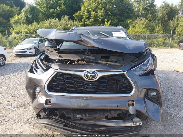 5TDKDRAH3RS536201 Toyota Highlander Platinum