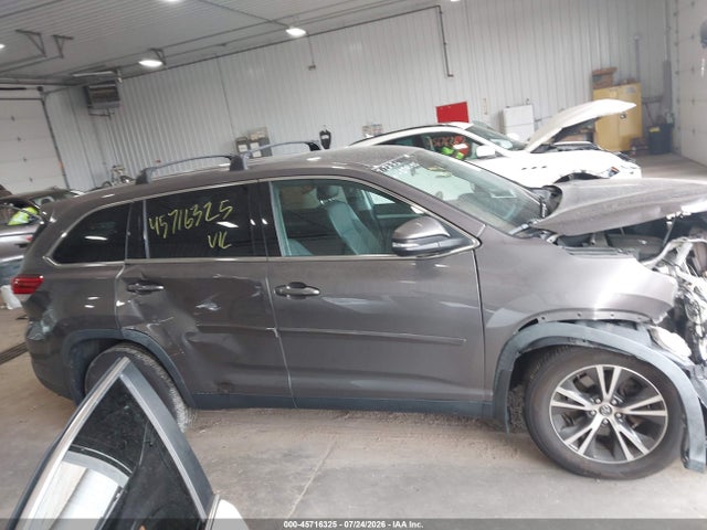 Продаж на аукціоні авто 2019 Toyota Highlander Le Plus, vin: 5TDBZRFH9KS961485, номер лоту: 45716325
