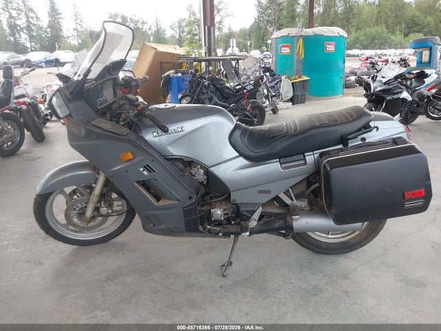 1986 Kawasaki Zg1000 მანქანა იყიდება აუქციონზე, vin: JKAZGCA19GB503028, აუქციონის ნომერი: 45716366