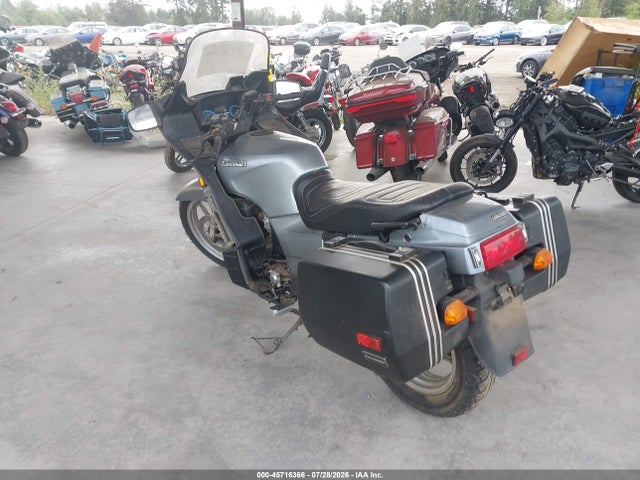 1986 Kawasaki Zg1000 მანქანა იყიდება აუქციონზე, vin: JKAZGCA19GB503028, აუქციონის ნომერი: 45716366