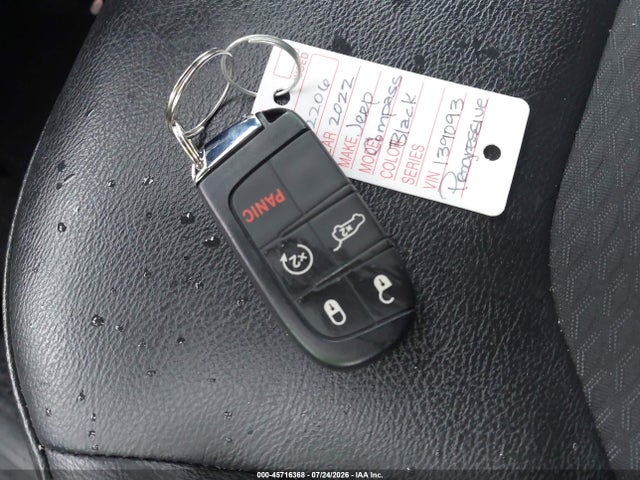 45716368 :رقم المزاد ، 3C4NJCBB6NT139093 vin ، 2022 Jeep Compass Latitude Fwd مزاد بيع