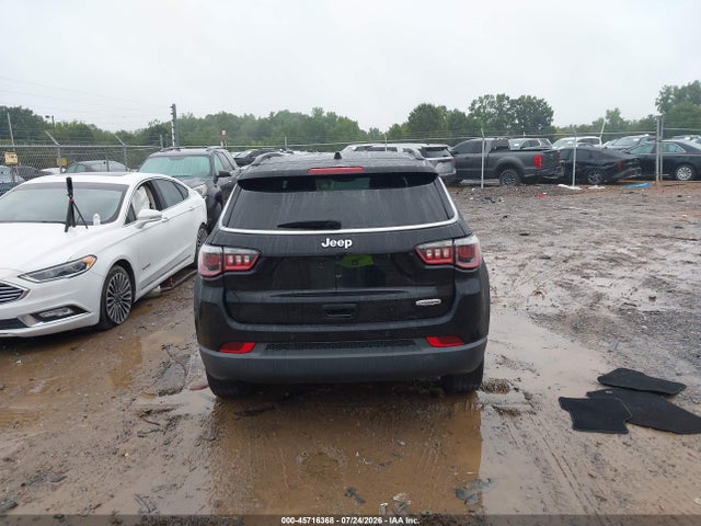 45716368 :رقم المزاد ، 3C4NJCBB6NT139093 vin ، 2022 Jeep Compass Latitude Fwd مزاد بيع