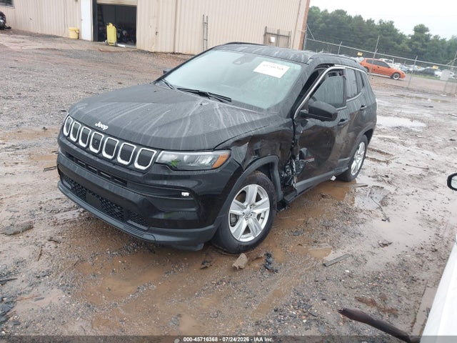 45716368 :رقم المزاد ، 3C4NJCBB6NT139093 vin ، 2022 Jeep Compass Latitude Fwd مزاد بيع