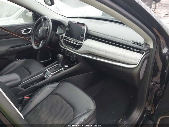 45716368 :رقم المزاد ، 3C4NJCBB6NT139093 vin ، 2022 Jeep Compass Latitude Fwd مزاد بيع
