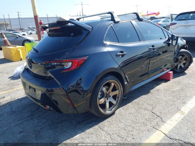 JTND4MBE5R3231263 Toyota COROLLA SE