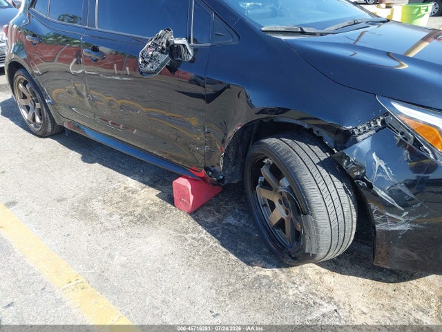 JTND4MBE5R3231263 Toyota COROLLA SE