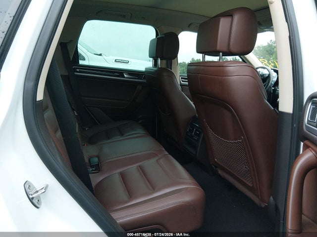 Продаж на аукціоні авто 2014 Volkswagen Touareg Tdi Executive, vin: WVGEP9BP2ED012386, номер лоту: 45716438