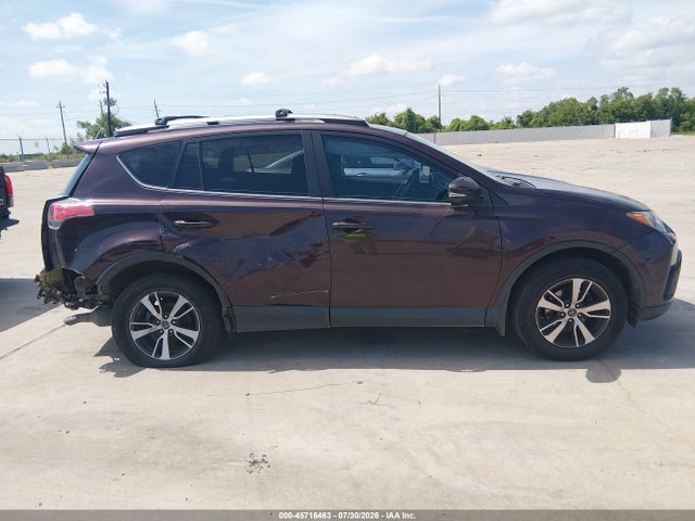 2T3WFREV0HW368378 Toyota Rav4 Xle