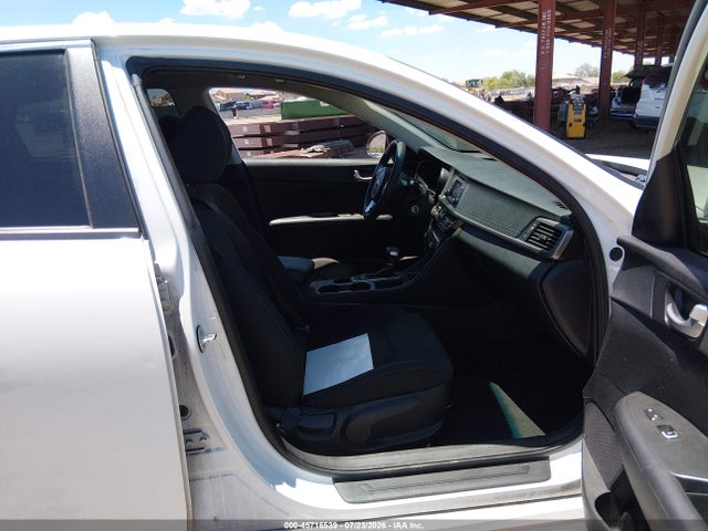 KIA Optima Lx 2017 5XXGT4L39HG126483 Image 5