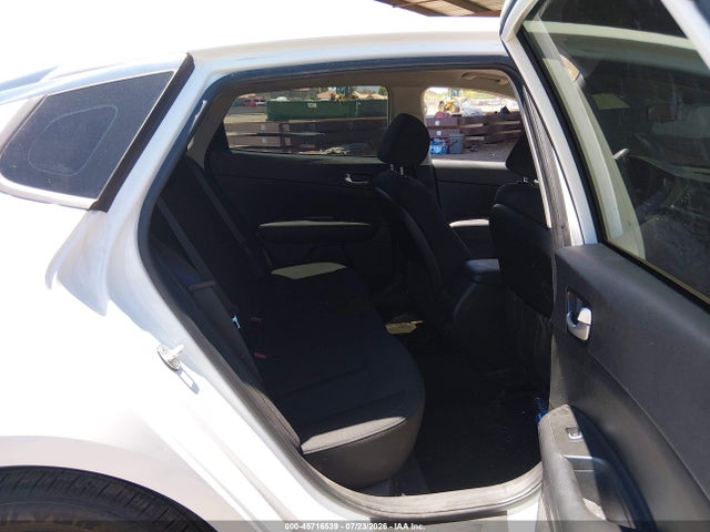 KIA Optima Lx 2017 5XXGT4L39HG126483 Image 8