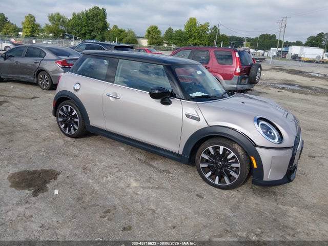 Продажа на аукционе авто 2024 Mini Hardtop Cooper S, vin: WMW53DH02R2U69081, номер лота: 45716622