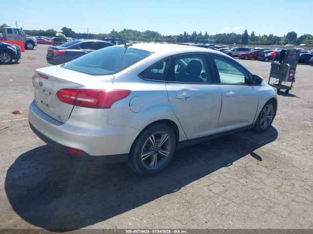 1FADP3FE8GL363307 Ford FOCUS SE
