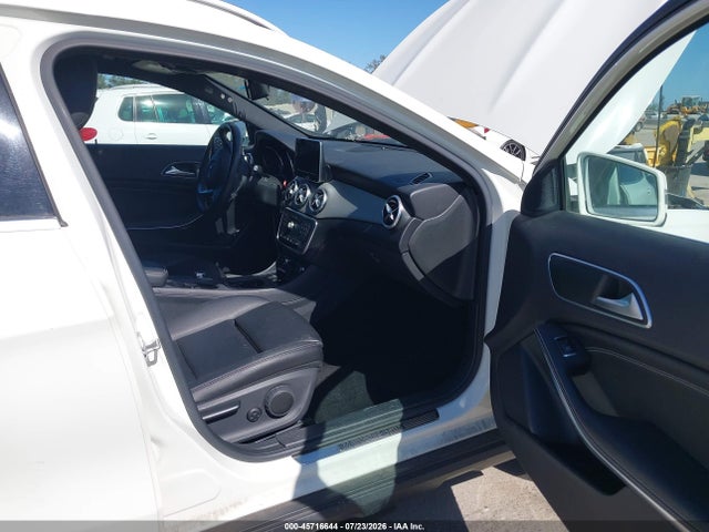 Продажа на аукционе авто 2016 Mercedes-benz Gla 250 4matic, vin: WDCTG4GB5GJ253191, номер лота: 45716644