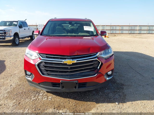 1GNERGKW0JJ221817 Chevrolet Traverse Lt Cloth