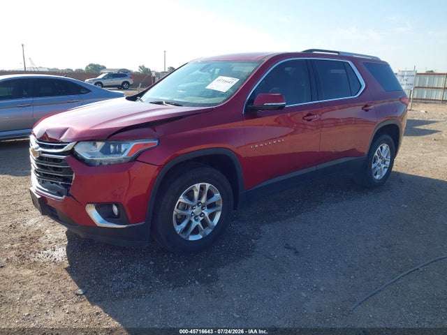 1GNERGKW0JJ221817 Chevrolet Traverse Lt Cloth