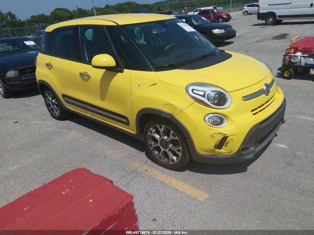 2014 Fiat 500l Trekking მანქანა იყიდება აუქციონზე, vin: ZFBCFADH6EZ020647, აუქციონის ნომერი: 45716674