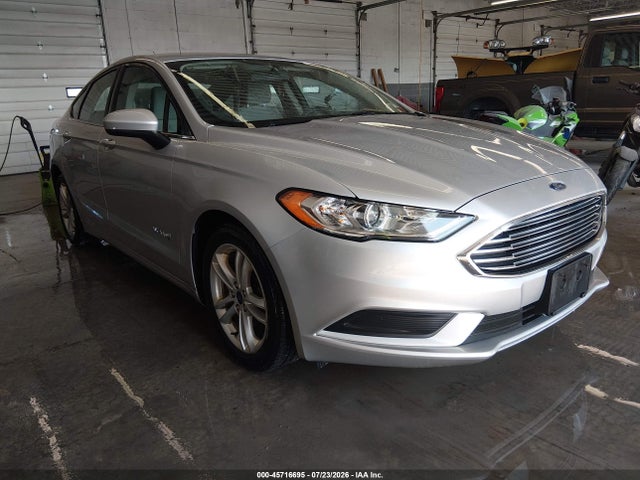 Ford Fusion Hybrid S 2018 3FA6P0UU1JR122313 головне зображення