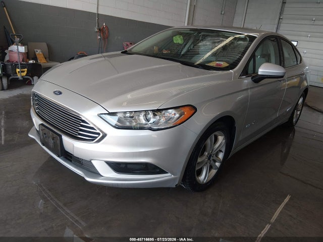 3FA6P0UU1JR122313 Ford Fusion Hybrid S