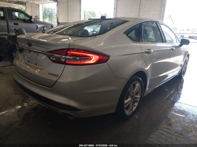3FA6P0UU1JR122313 Ford Fusion Hybrid S