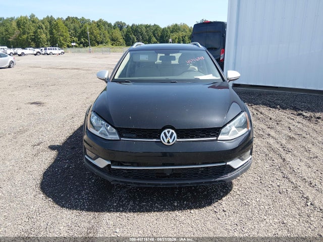 45716748 :رقم المزاد ، 3VWH17AU0HM512163 vin ، 2017 Volkswagen Golf Alltrack مزاد بيع