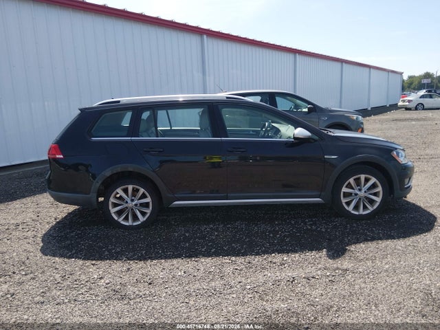 45716748 :رقم المزاد ، 3VWH17AU0HM512163 vin ، 2017 Volkswagen Golf Alltrack مزاد بيع