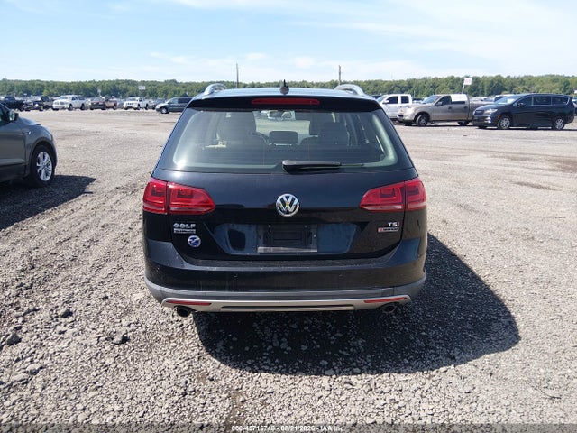 45716748 :رقم المزاد ، 3VWH17AU0HM512163 vin ، 2017 Volkswagen Golf Alltrack مزاد بيع
