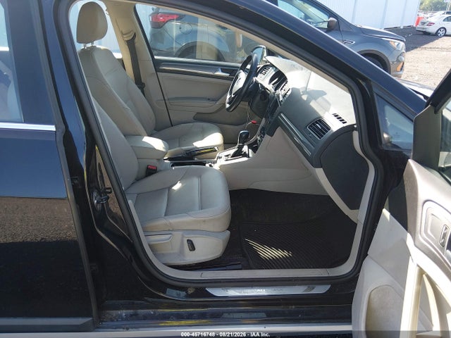 45716748 :رقم المزاد ، 3VWH17AU0HM512163 vin ، 2017 Volkswagen Golf Alltrack مزاد بيع