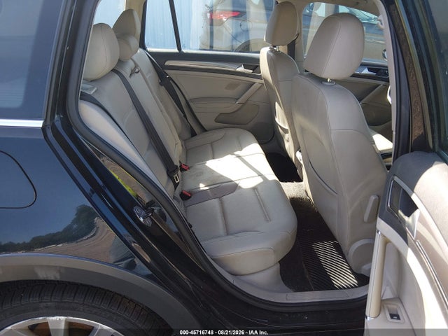 45716748 :رقم المزاد ، 3VWH17AU0HM512163 vin ، 2017 Volkswagen Golf Alltrack مزاد بيع