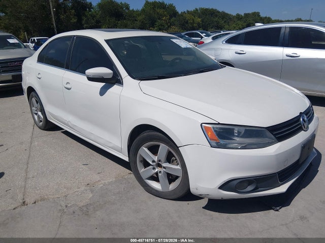 45716751 :رقم المزاد ، 3VWLL7AJ0BM087304 vin ، 2011 Volkswagen Jetta 2.0l Tdi مزاد بيع