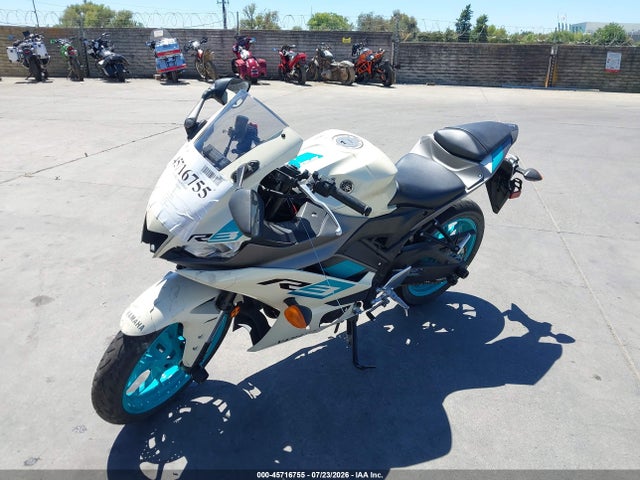 Yamaha Yzfr3 A 2024 MH3RH18Y6RK014326 Image 2