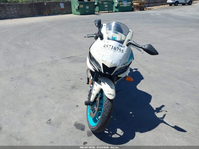 Yamaha Yzfr3 A 2024 MH3RH18Y6RK014326 Image 5