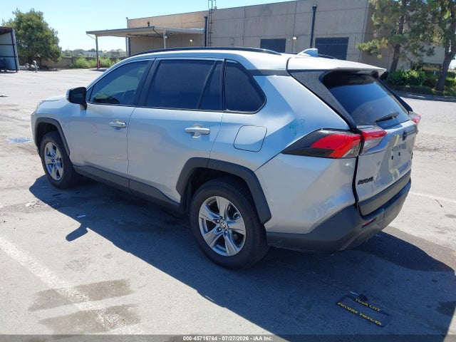 2T3P1RFV8RW489632 Toyota Rav4 Xle