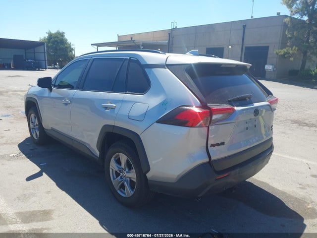 2T3P1RFV8RW489632 Toyota Rav4 Xle