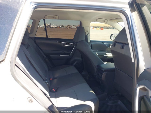 2T3P1RFV8RW489632 Toyota Rav4 Xle