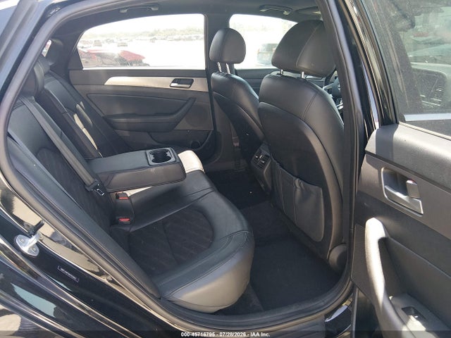 Продажа на аукционе авто 2019 Hyundai Sonata Sport, vin: 5NPE34AF5KH763662, номер лота: 45716795