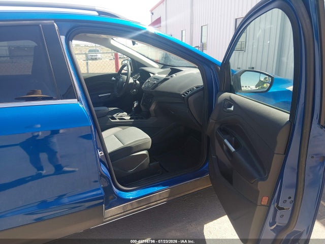 Auction sale of the 2018 Ford Escape Se, vin: 1FMCU9GD2JUD08582, lot number: 45716796