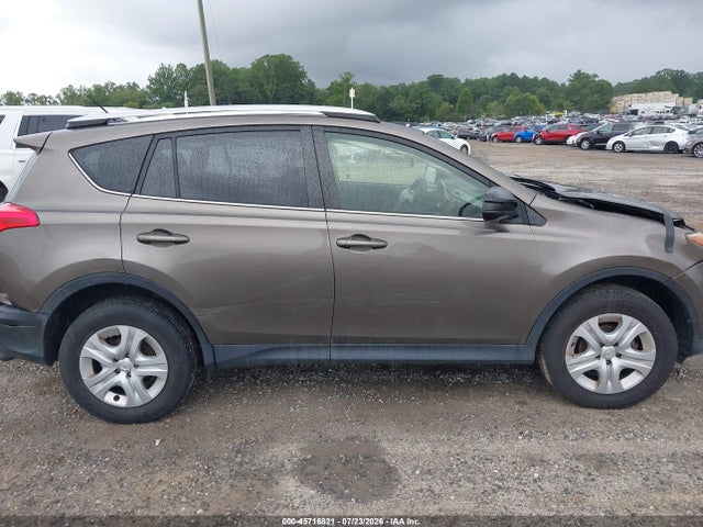 Toyota RAV4 LE 2015 JTMZFREV0FD073515 Image 13