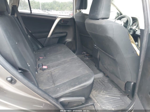 Toyota RAV4 LE 2015 JTMZFREV0FD073515 Image 8