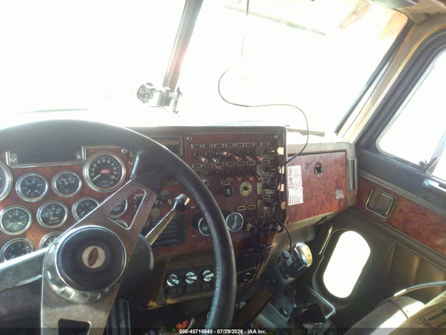 45716840 :رقم المزاد ، 1XP5DB9X4XN507095 vin ، 1999 Peterbilt 379 مزاد بيع