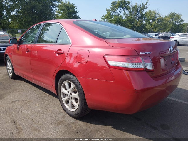 45716852 :رقم المزاد ، 4T1BF3EK6AU108597 vin ، 2010 Toyota Camry Le مزاد بيع
