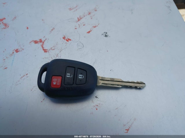 Toyota RAV4 LE 2016 JTMZFREV0GD085746 Image 11