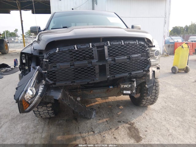 45716880 :رقم المزاد ، 1C6RR7HT8JS175923 vin ، 2018 Ram 1500 Night  4x4 6'4 Box مزاد بيع