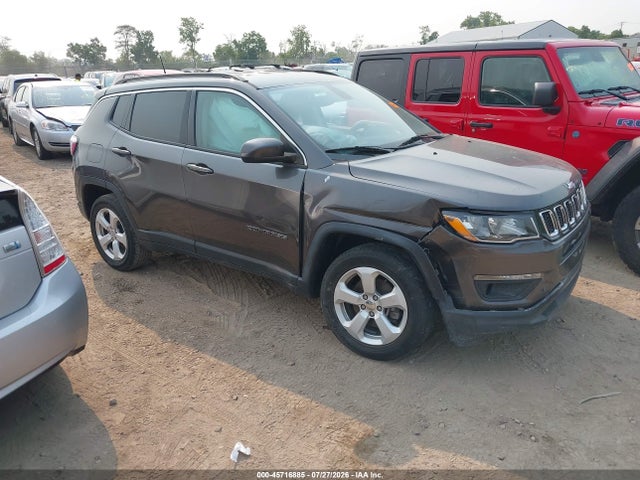 Продаж на аукціоні авто 2018 Jeep Compass Latitude 4x4, vin: 3C4NJDBB4JT255926, номер лоту: 45716885