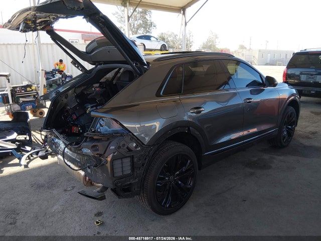 WA1EVBF10SD032603 Audi Q8 Premium Plus 55 Tfsi Quattro